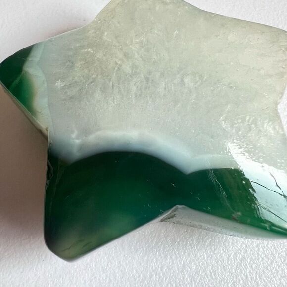 Green Flower Agate Star Carving (4) - Picture 3 of 9